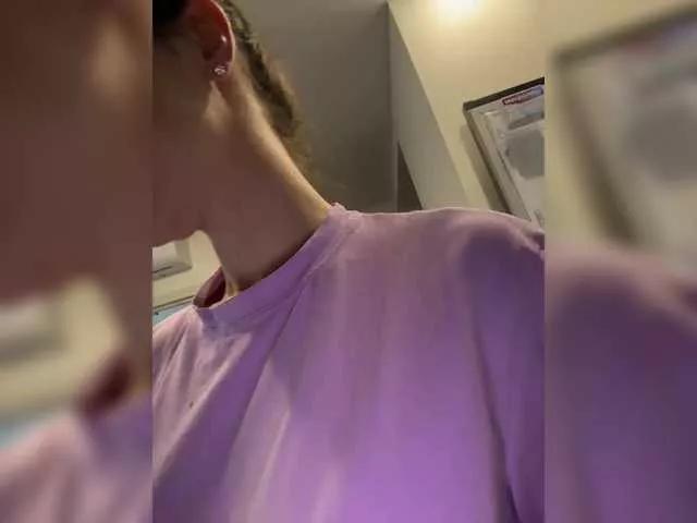 -ANN- on BongaCams 