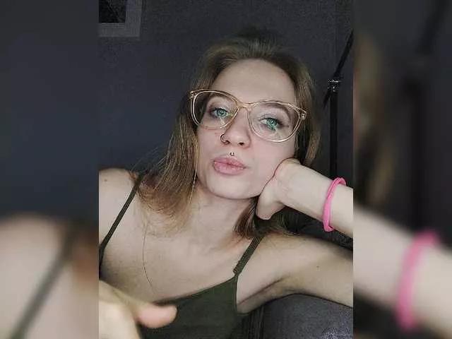 Airaa on BongaCams 