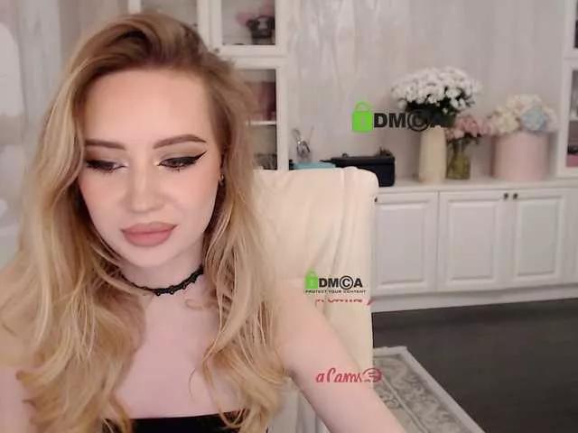 AnnaDaisy1 on BongaCams 