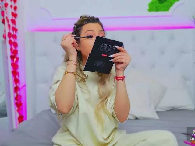 AriannaSins on BongaCams 