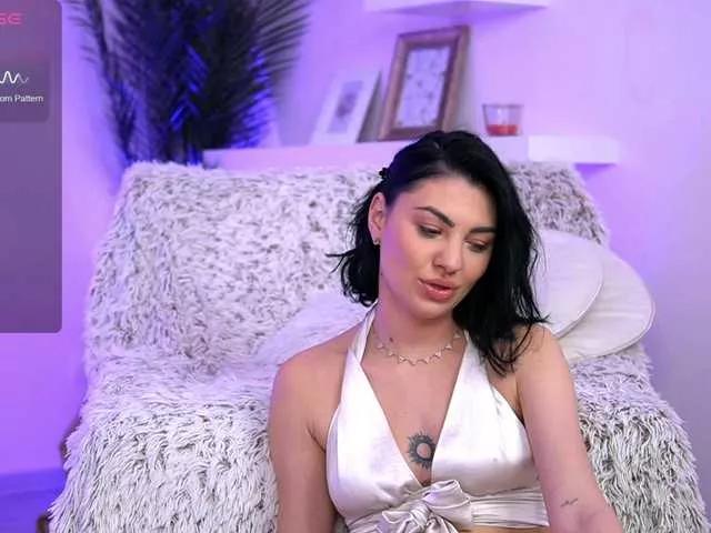 AvaLowin on BongaCams 