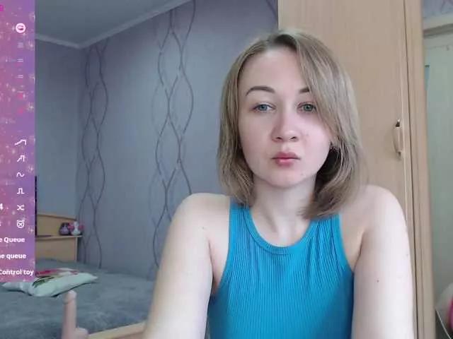 DaddysSluttyGirl on BongaCams 