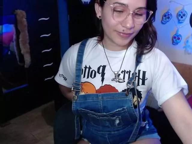 Eiraa on BongaCams 