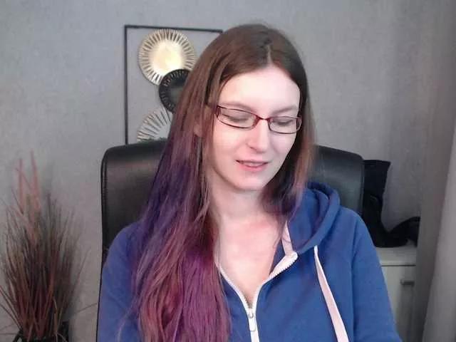 EmmaHeart on BongaCams 