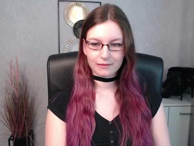 EmmaHeart on BongaCams 