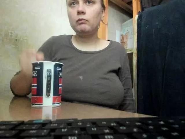esterjohns on BongaCams 