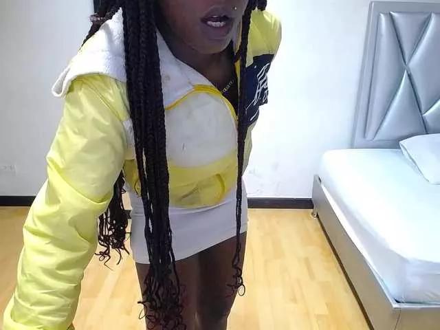 goldenn-ass on BongaCams 