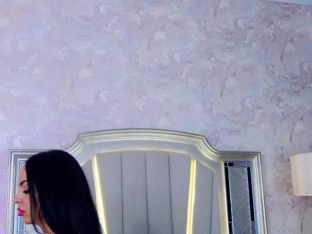 Issadorra on BongaCams 