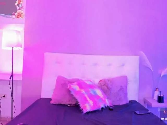 KendraChavezz1 on BongaCams 
