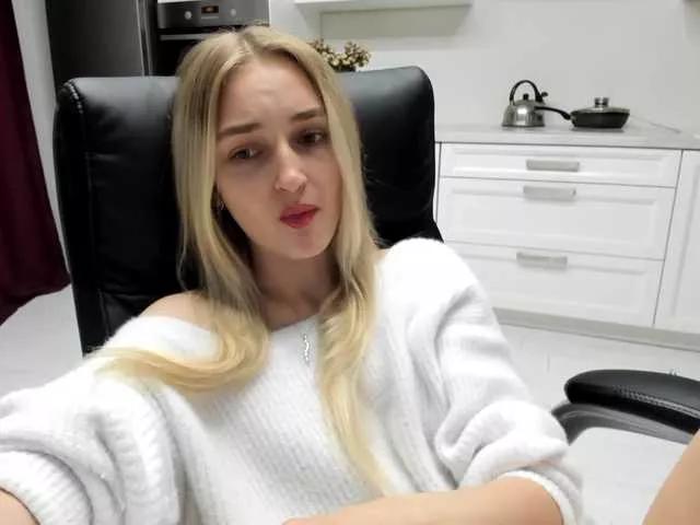 Lana-Rhoades on BongaCams 