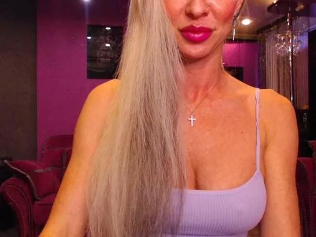 Maaarrrgggooo on BongaCams 