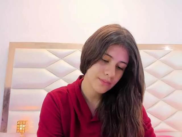 miaqueen021 on BongaCams 