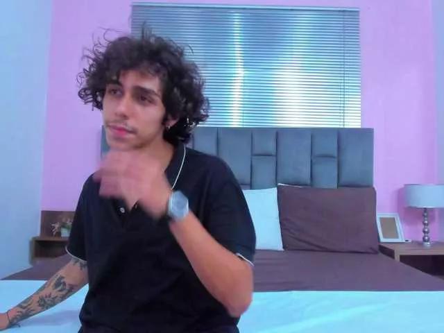 noa-aaron on BongaCams 