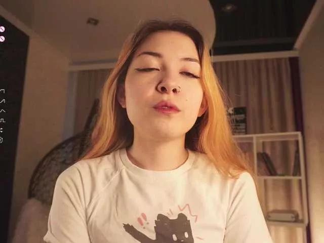 Pussy-Pikmi on BongaCams 