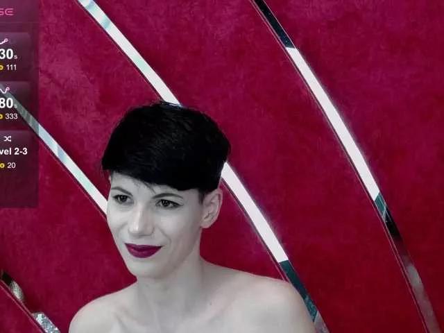 RoxxyRouge on BongaCams 