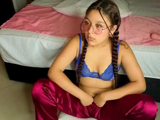 Sweet-rosse on BongaCams 
