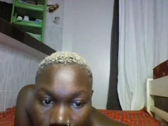Sweetchocolate on BongaCams 