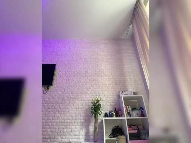 sweetkira25 on BongaCams 