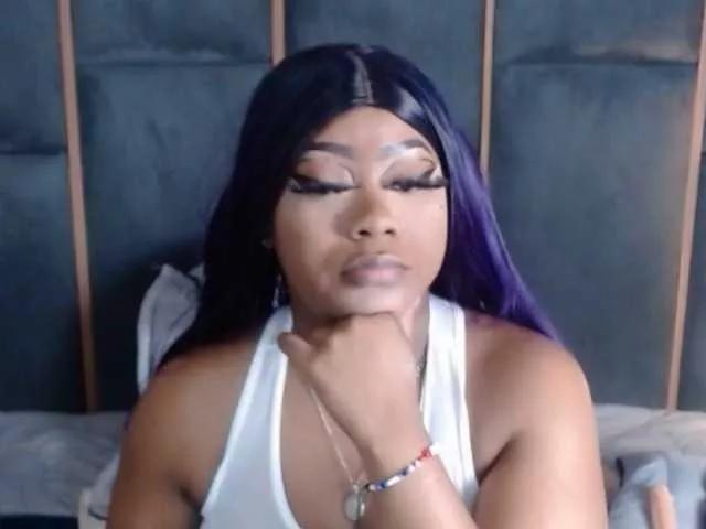 TrixieMar on BongaCams 