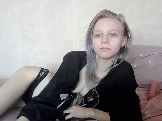 White-snow on BongaCams 
