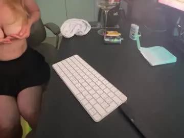 _kisa_kisa_ on Chaturbate 