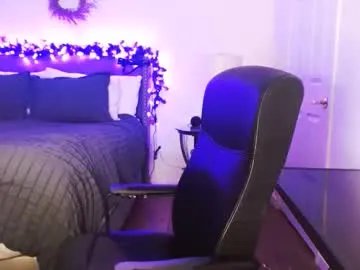 alyssiaamorexo — #naturalboobs #naturalbody #bigboobs #bigtits #naturalbigtits  #squirter #funny #thick