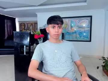 andy_guez_11 on Chaturbate 