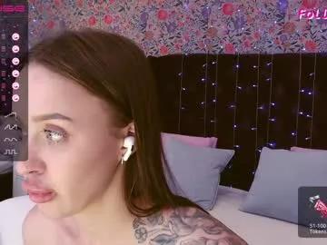 annie_moon_ on Chaturbate 