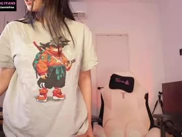 annieguzman_ on Chaturbate 