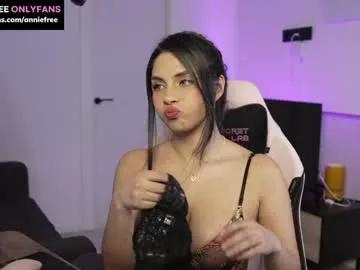 annieguzman_ on Chaturbate 