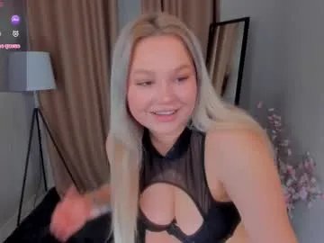 anny_mary_ — hands bra [140 tokens left] #new #bigboobs #bigass #asian #curvy