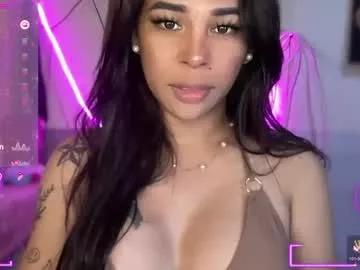 bigcockamanda23 on Chaturbate 