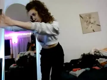 bombshellbaeby on Chaturbate