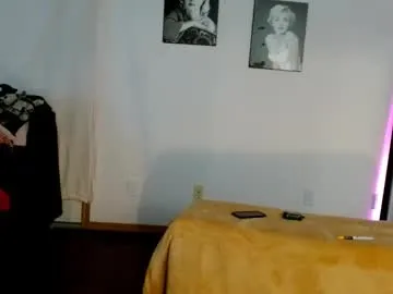 bombshellbaeby on Chaturbate