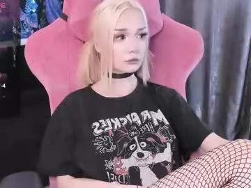 broodmommyy3 on Chaturbate 