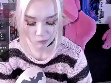 broodmommyy3 on Chaturbate 