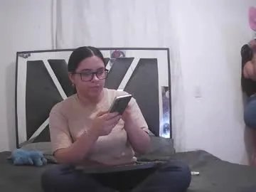 chloe_hotx — GOAL: SUCK MY OWN TITS [143 tokens remaining] Welcome to my room! #hairypussy #natural #bbw #hairy #hairyarmpits