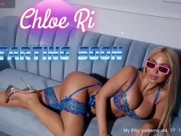 chloe_ri — Current Goal: BOOBS tease at 1999 tokens -- Next Goal: Take of Bodysuit -- type /menu to play with me! #lovense #bigboobs #heels #stockings [537 tokens to goal]