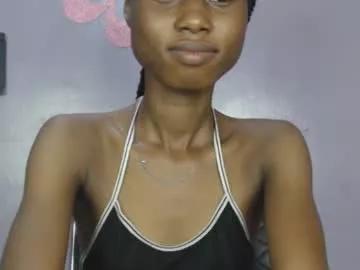 choco_petitqueen on Chaturbate 