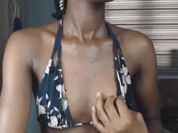 choco_petitqueen on Chaturbate 
