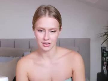 ella_twinkle on Chaturbate 