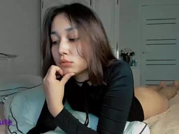 elly_cute_ on Chaturbate 