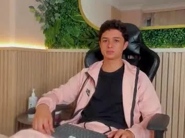 ethanlowell's avatar