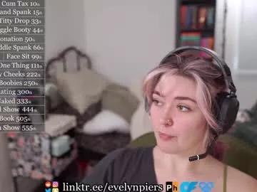 evelynpiers on Chaturbate 