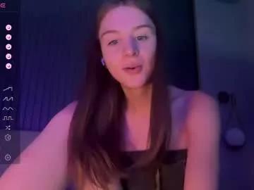 evie_may on Chaturbate 