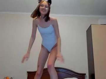 frori2 on Chaturbate 