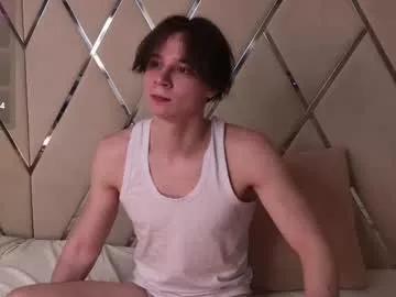 hugebangins_ on Chaturbate 