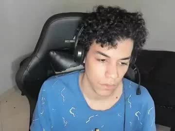 isidroglasc on Chaturbate 