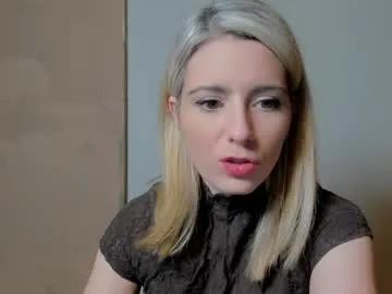 kimilee22 — Welcome <3 Tip if you like it - Goal:  Last tipper gets 5 Videos #german #lovense #english #cozy #blonde #gamergirl  [218 tokens left]