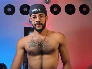 larry_stewart on Chaturbate 